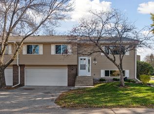 4615 Penkwe Way, Eagan, MN 55122
