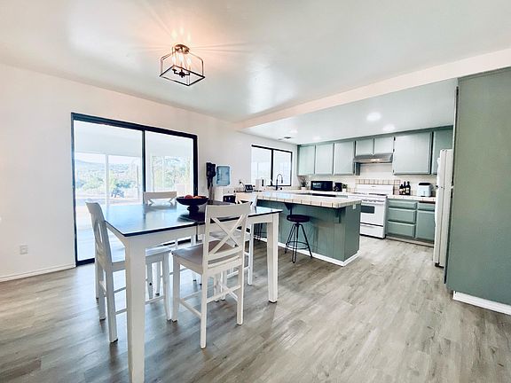 4th image of 25763 Bellemore Dr