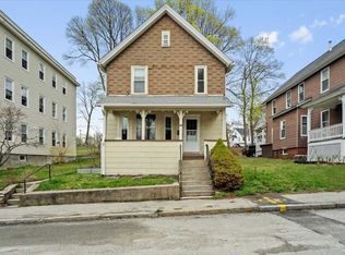 40 Duxbury Rd, Worcester, MA 01605