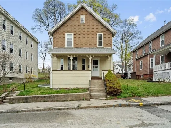 40 Duxbury Rd, Worcester, MA 01605