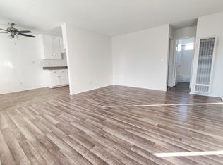 8351 Northgate Ave APT 21, Canoga Park, CA 91304