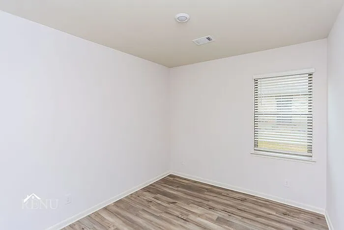 1033 Wheatfield Ln #1033WL — Photo 10