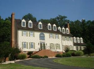 107 Old Stable Rd, Lynchburg, VA 24503