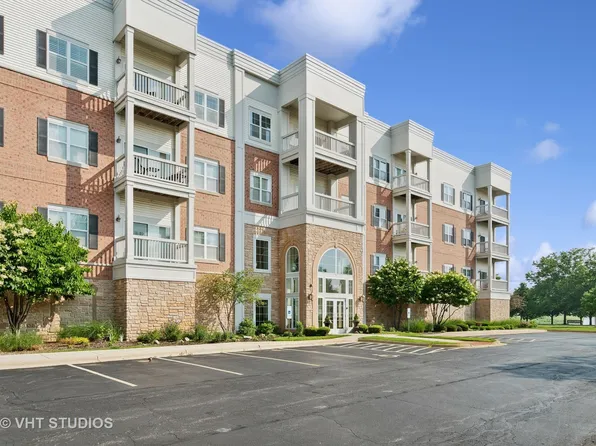 3975 Idlewild Ln #103, Naperville, IL 60564