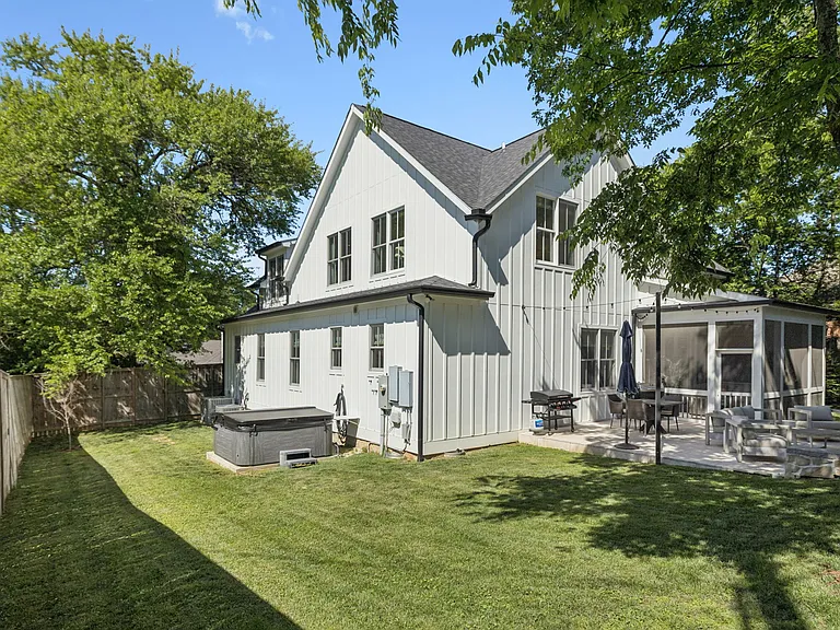 2203 Hobbs Rd — Photo 79
