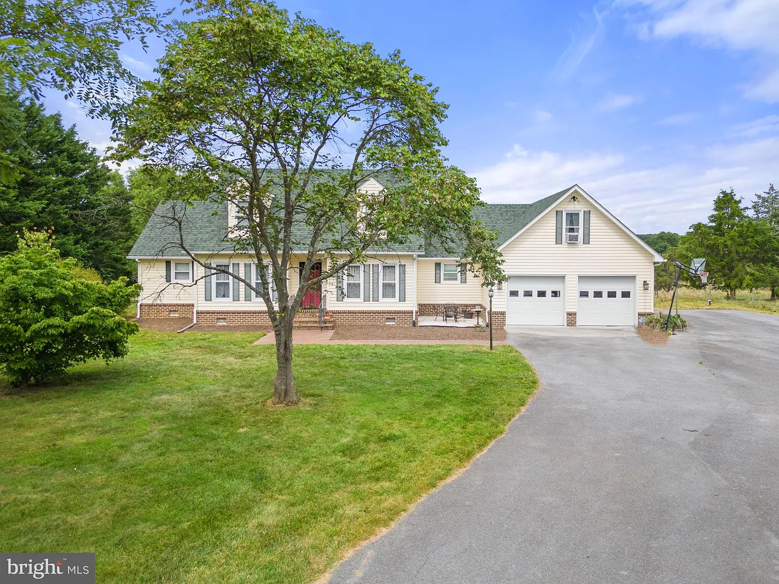 401 Page Brook Ln photo 1