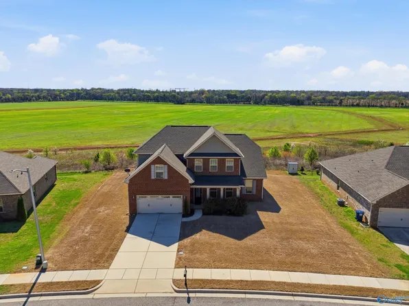 26172 Valley Ridge Rd NW, Madison, AL 35756