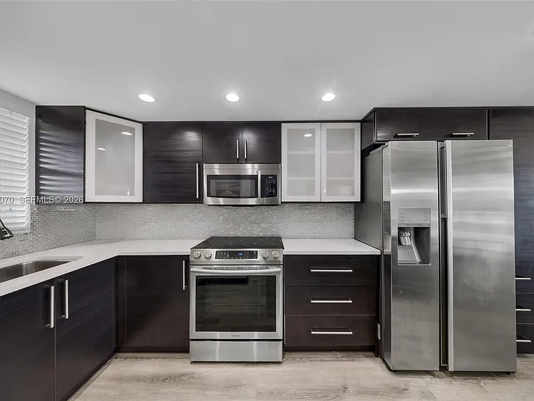 3001 W Rolling Hills Cir #610 — Photo 3