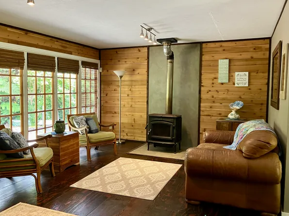 19-4225 Ke Koa Nui St, Volcano, HI 96785