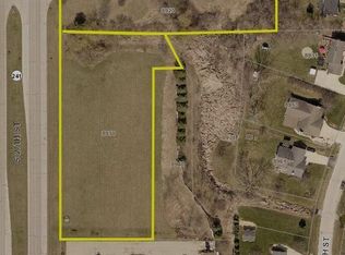 8920 S 27th St, Oak Creek, WI 53154