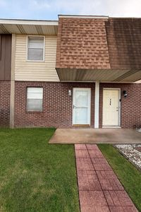 148 5th Ave APT F4, Shalimar, FL, 32579