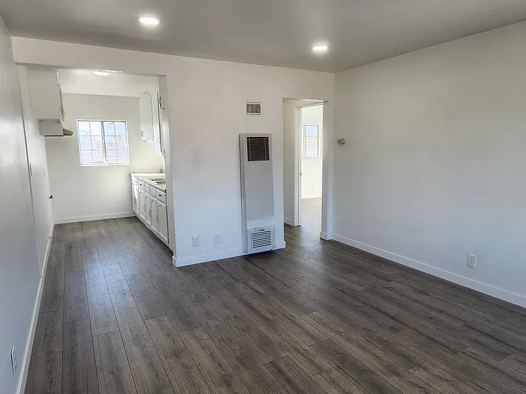 8161 Evergreen Ave #B — Photo 7