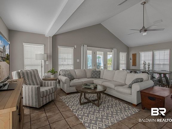 4th image of 6525 Sea Shell Dr