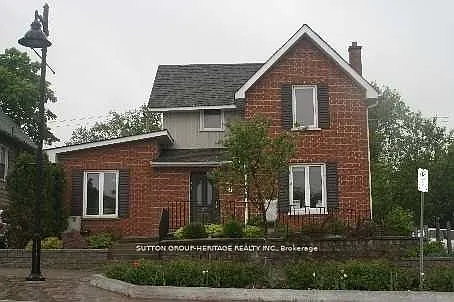 96 Brock St W #2 Photo 1