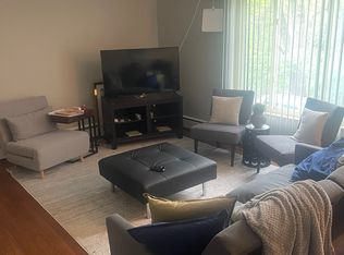 5787 Kennedy Ave APT 4, Cincinnati, OH 45213