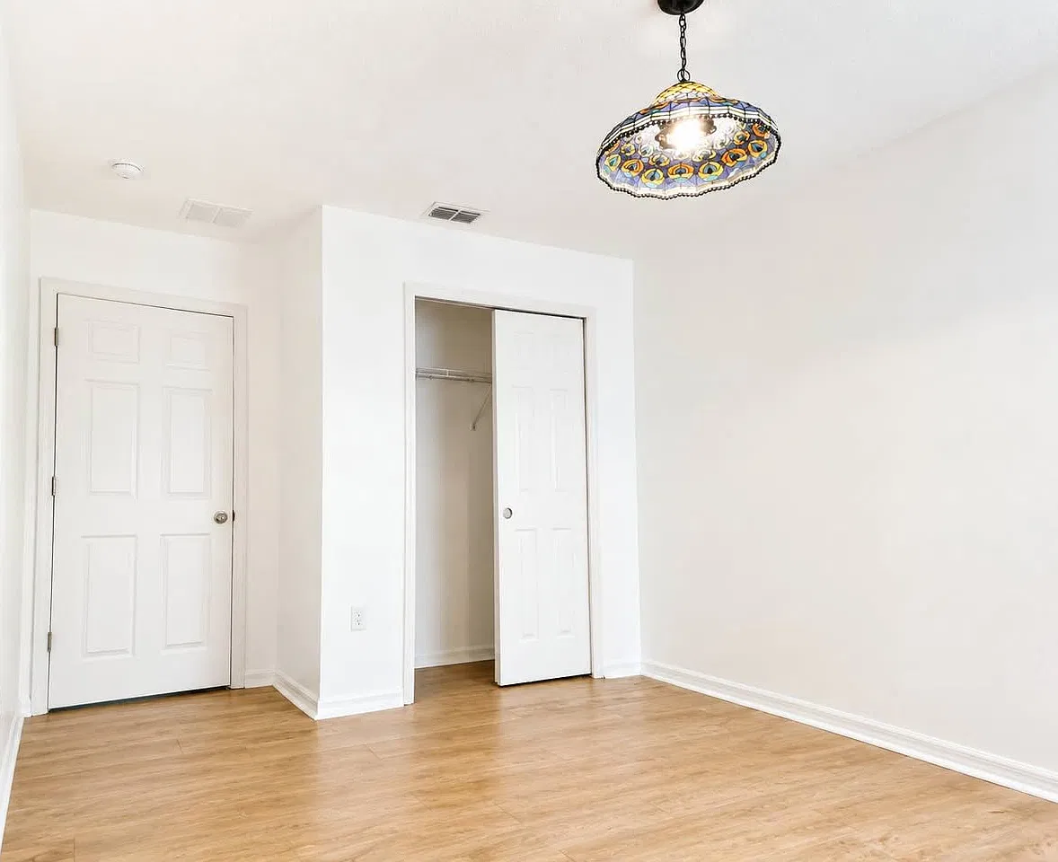 Rooms Near UCF | Waterford Lakes Home | August Move-In — Photo 1