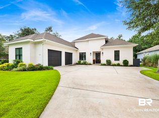 17 Lagoon Dr, Gulf Shores, AL 36542