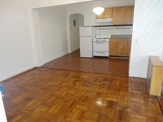 Rented by Rapid Realty Cobble Hill | media 22