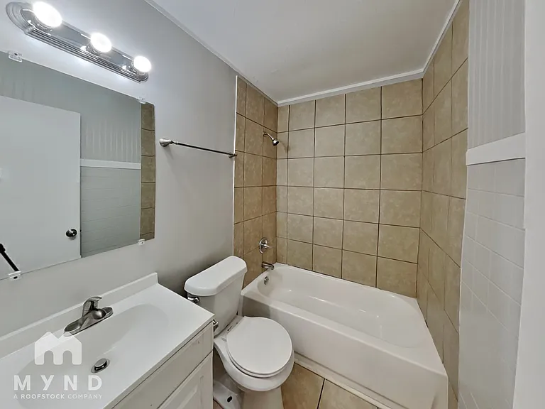 3049 Bluefield Dr — Photo 15