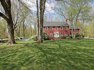 50 Standish Dr, Ridgefield, CT 06877