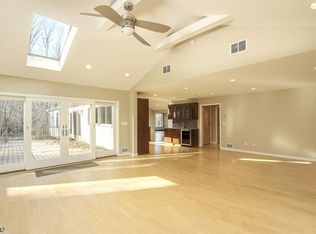 4 Garner Rd, Bloomsbury, NJ 08804