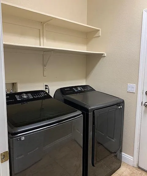 265 Paloma Vista St — Photo 13