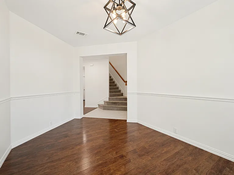 7086 Richmond Dr — Photo 4