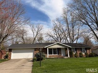 641 Crown Hill Dr E, Wabash, IN
