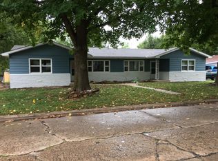 422 S Lexington Ave, Springfield, MO 65806
