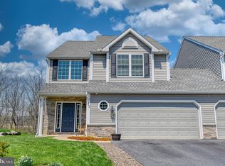 62 Regina Dr, Sinking Spring, PA