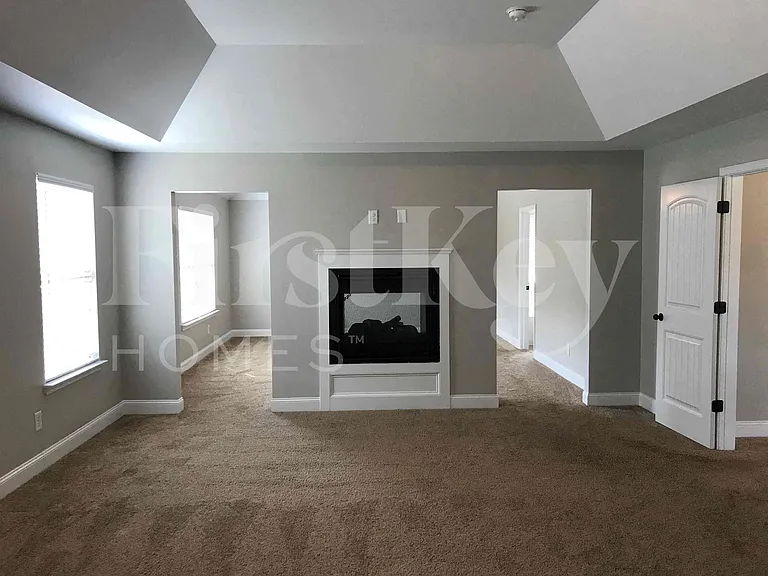 2022 Poplar Falls Ave — Photo 15