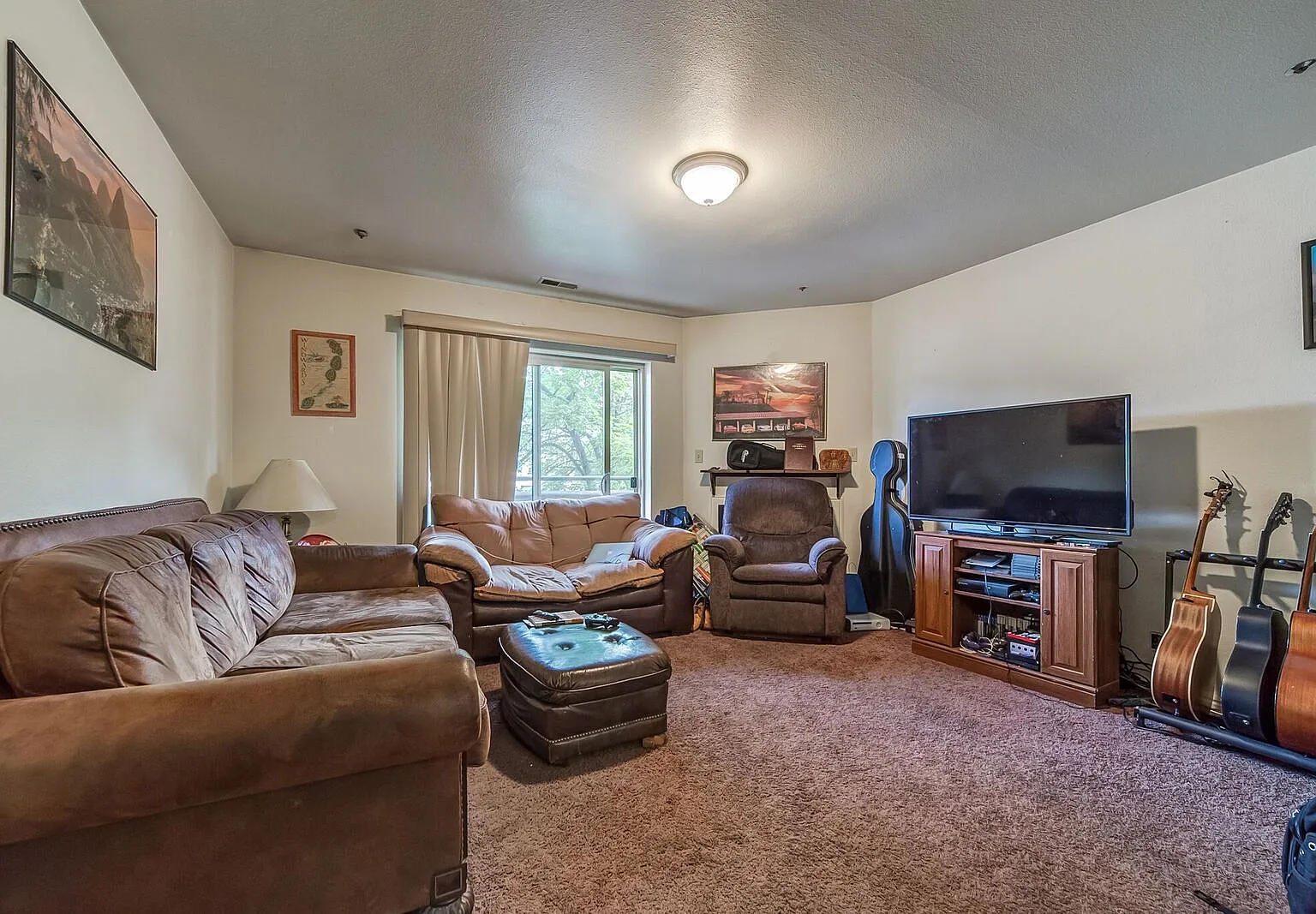 2 bed, 988 sqft, $449 — Photo 1