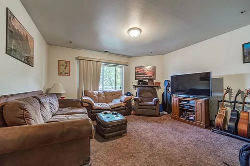 267 E 500 N #67 Photo 1