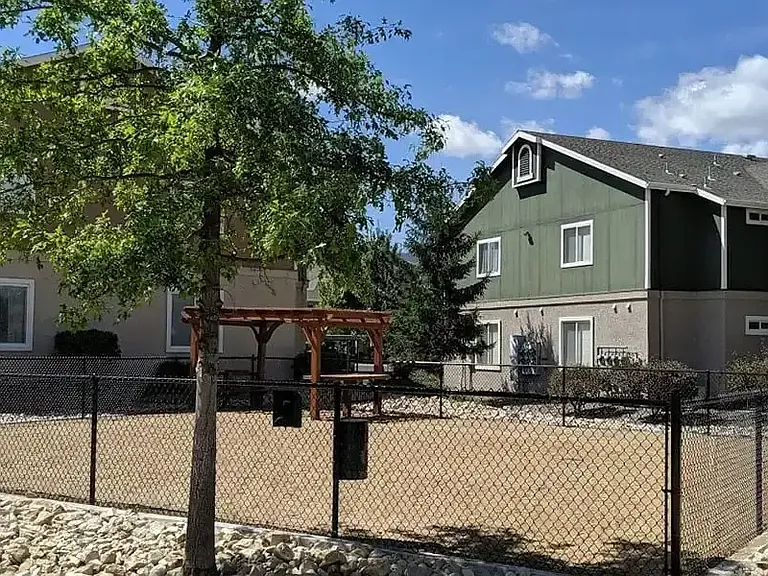 Sky Vista Commons North — Photo 10