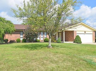 2435 Gardner Rd, Hamilton, OH 45013