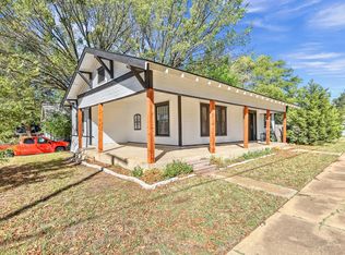 1115 S Rusk Ave, Denison, TX 75020