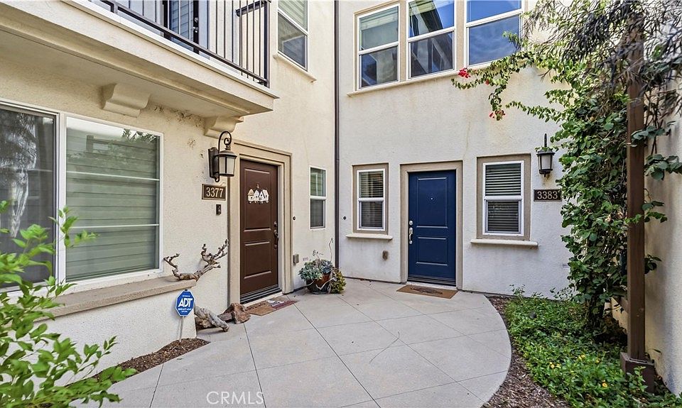 1st image of 3383 Lynd Ave