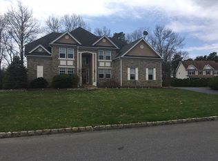1 Muirwood Ct, Jackson, NJ 08527