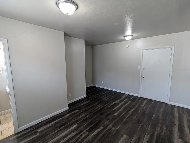 3104 Woodson Rd #8 — Photo 9
