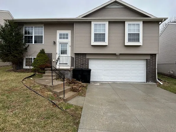 17843 Edna St, Omaha, NE 68136