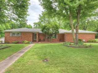 2104 E 36th St, Joplin, MO 64804