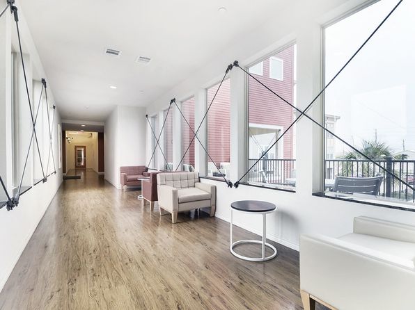 1524 Avenue B #4532990