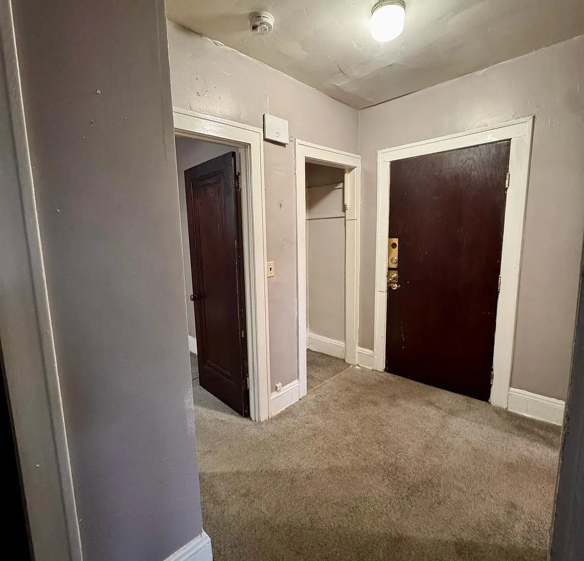 14300 Lakeshore Boulevard — Photo 2