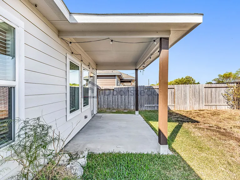 24014 Farmstead Dr — Photo 47