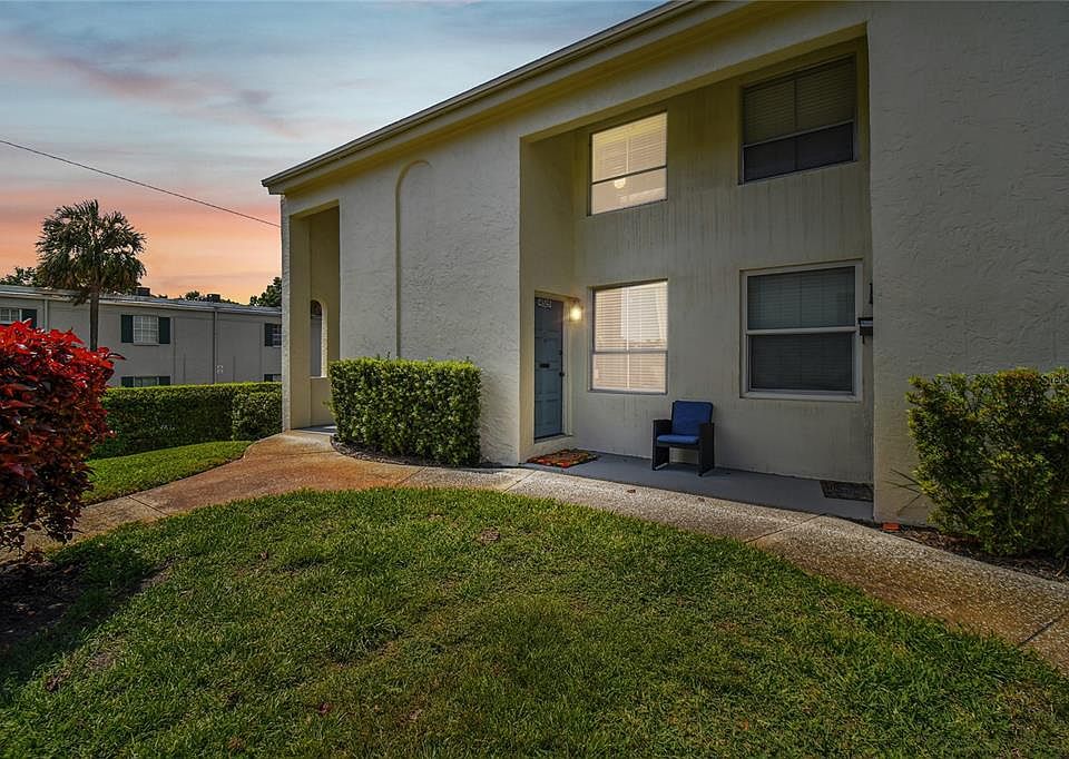 1st image of 4525 LA CAPRI COURT