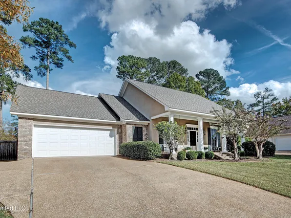 131 Woodlands Green Dr, Brandon, MS 39047