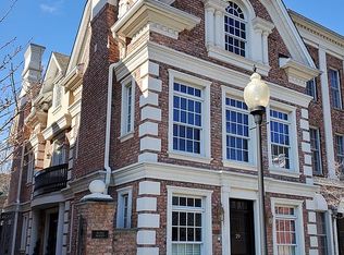 29 Community Pl, Morristown, NJ 07960