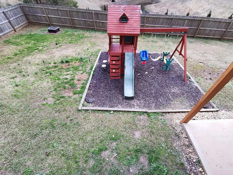 3087 Judith Ct — Photo 35