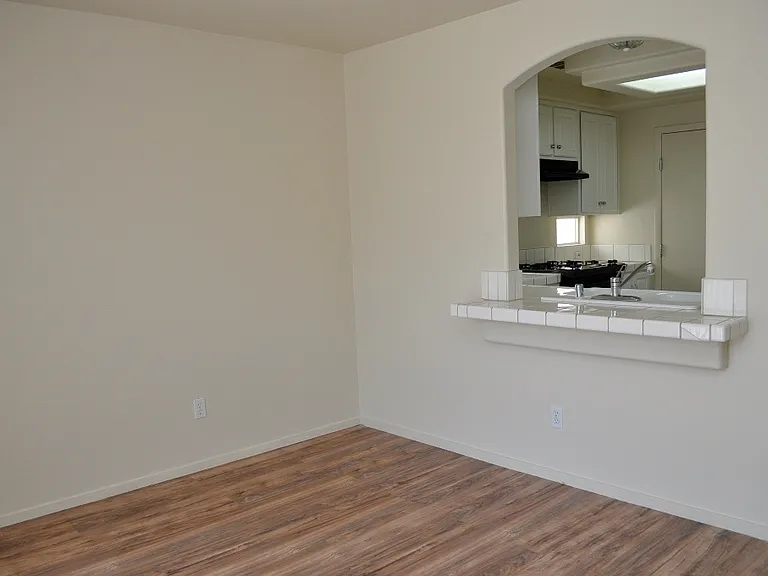 10137 Maidens Wreath Ct — Photo 8