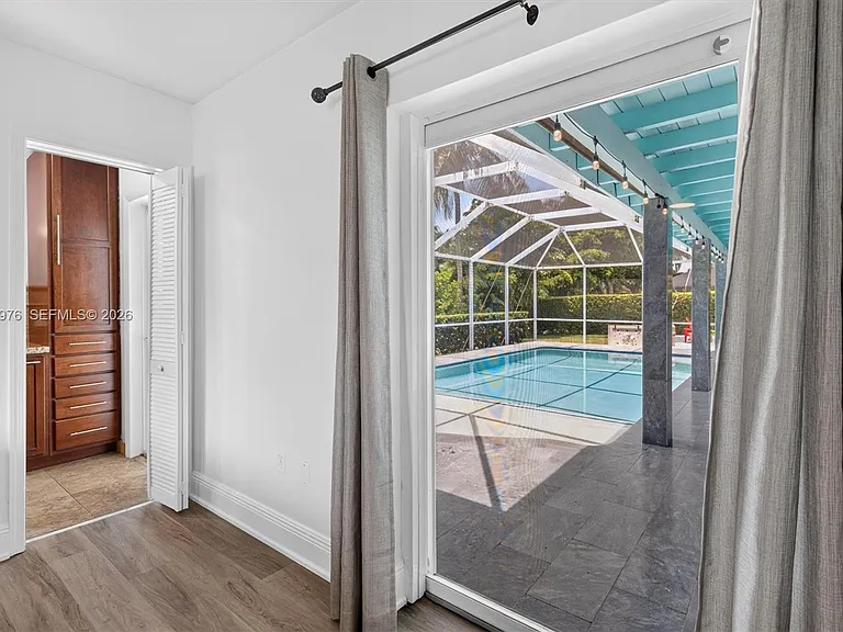 16840 SW 87th Ave — Photo 54